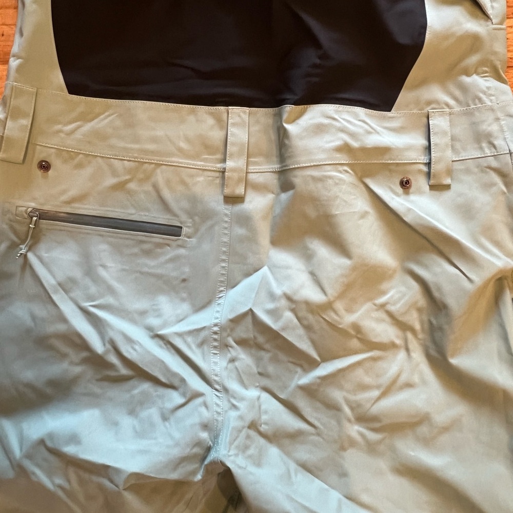 Women’s Flylow foxy snow pants- Sage Green - Picture 7 of 12